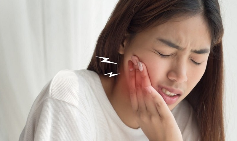 Răng thường xuyên rơi vào tình trạng ê buốt