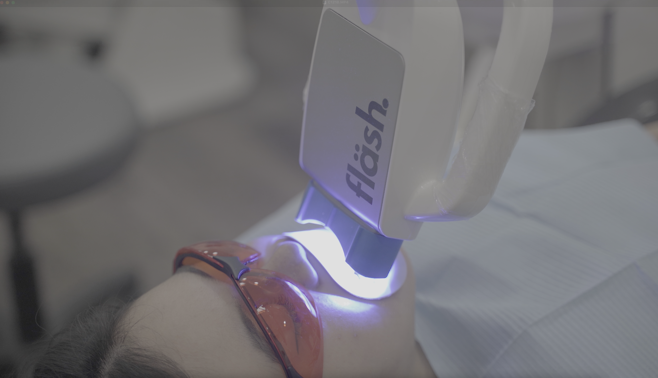 Teeth Whitening - Nha Khoa 3C