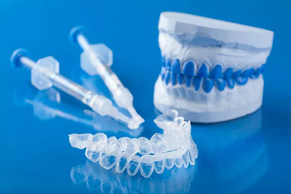 Teeth Whitening - Nha Khoa 3C